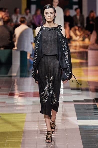 prada collezione primavera estate 2020